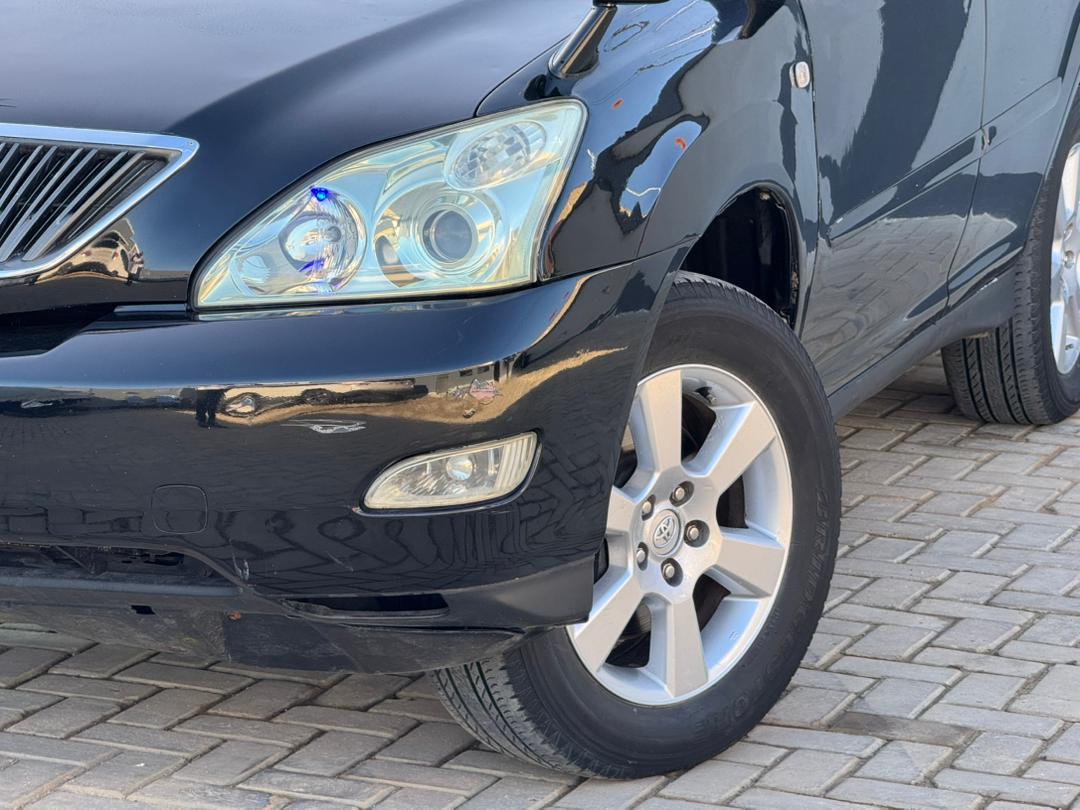 TOYOTA HARRIER thumbnail 10